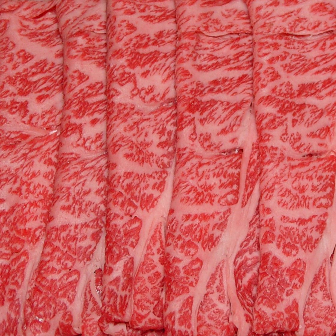 米沢牛肩ロースすきやき肉（A5・A4）　1,836円/100g